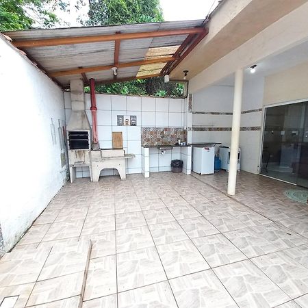 Villa Casa Ubatuba Com Piscina Extérieur photo